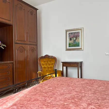 Casa Di Sira 만시아노